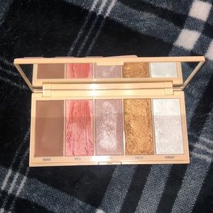 Revolution Beauty Praline Chocolate Palette